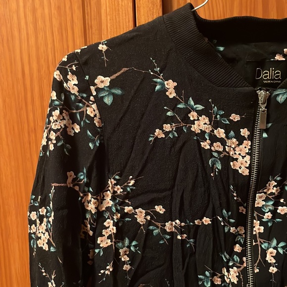 Dalia floral jacket with zipper - Picture 8 of 13
